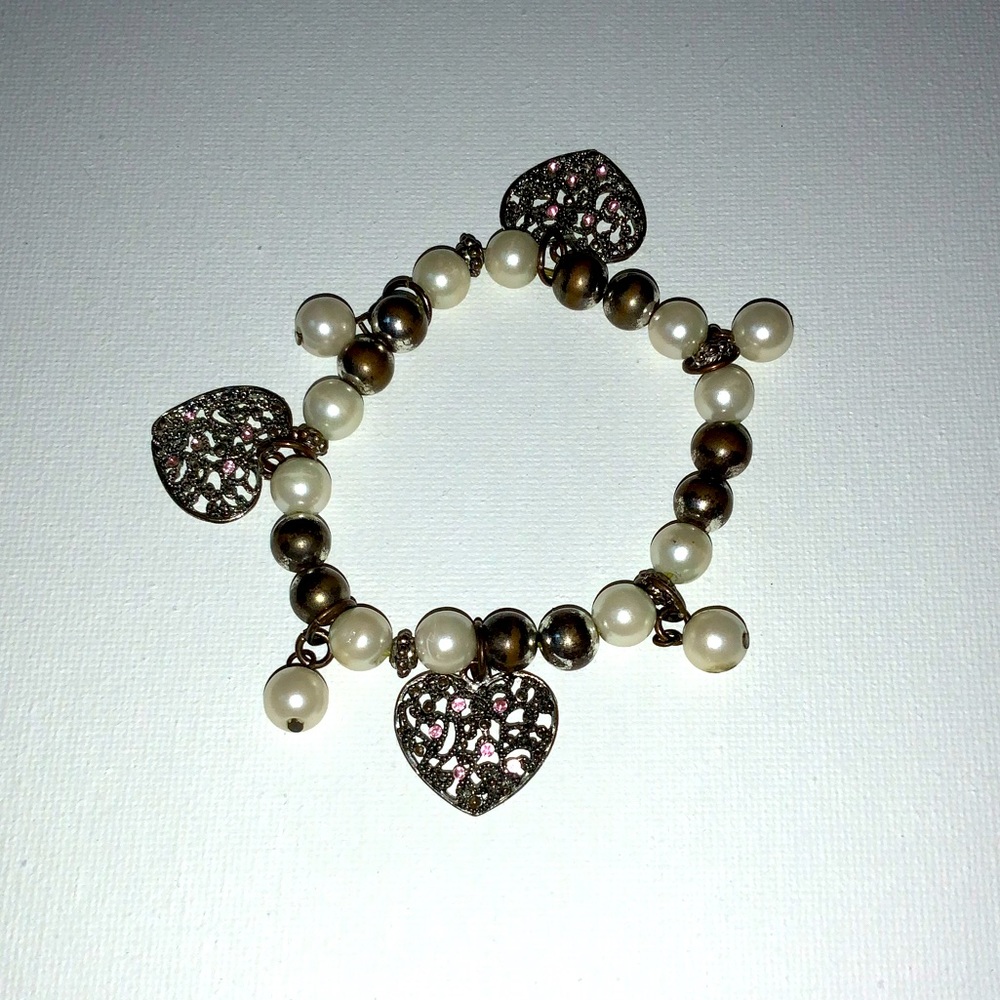 Heart Charm Beaded Bracelet
